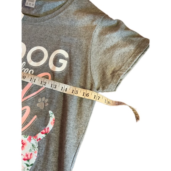 Woman’s size medium fitted T-shirt my dog makes fetch happen! New - Picture 2 of 6